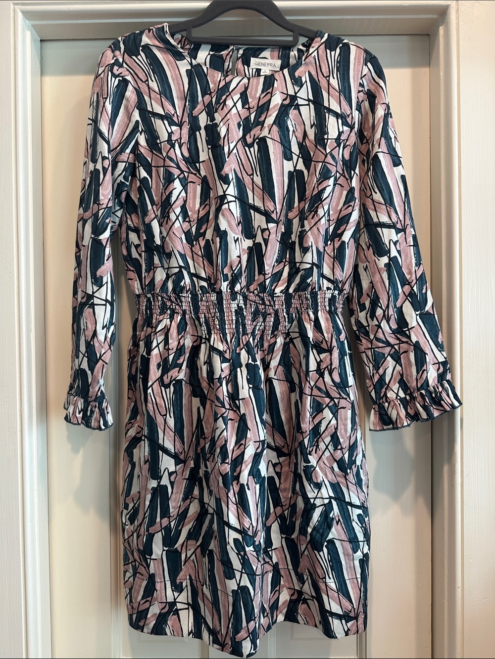 GENERRA Pink and Navy Abstract Shirred-Waist Long Sleeve Dress